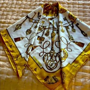 Hermès scarf